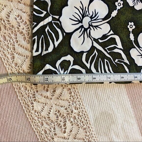 ODO Men’s Hawaiian Floral Button Down Shirt - Picture 9 of 10